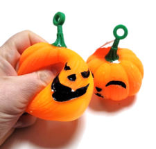 Gniotek gumowy świecący z powietrzem Dynia PUFFY HALLOWEEN (6 cm)